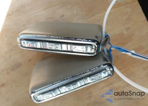 2019 Volvo Xc60 T6 Inscription z USA, uszkodzony, nr VIN LYVA22RL8KB178381